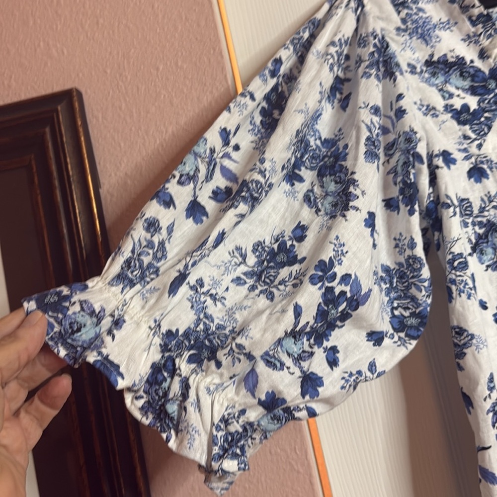 cupcakes & cashmere Blue Floral Blouse - Picture 3 of 11